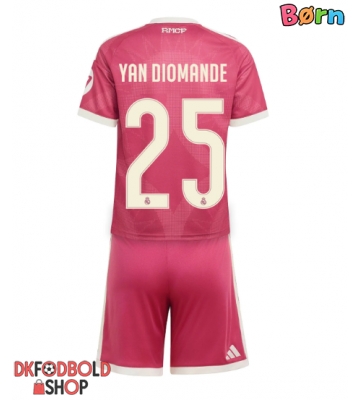 Real Madrid Yan Diomande #25 Tredje trøje Børn 2026-27 Kort ærmer (+ korte bukser)